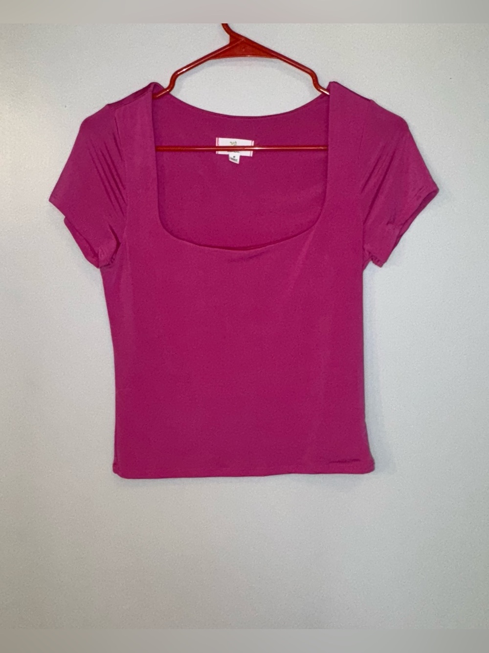 Women’s live in the moment Cropped Tee